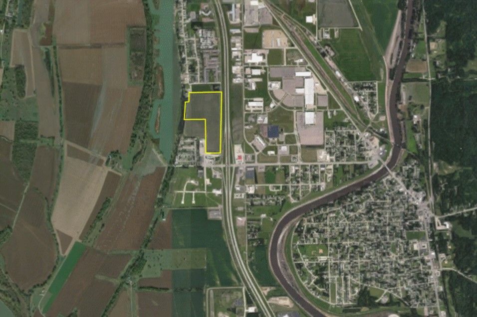 TBD Streeter Drive: 707-799 Interstate 29 Frontage Rd S, North Sioux City, SD 57049